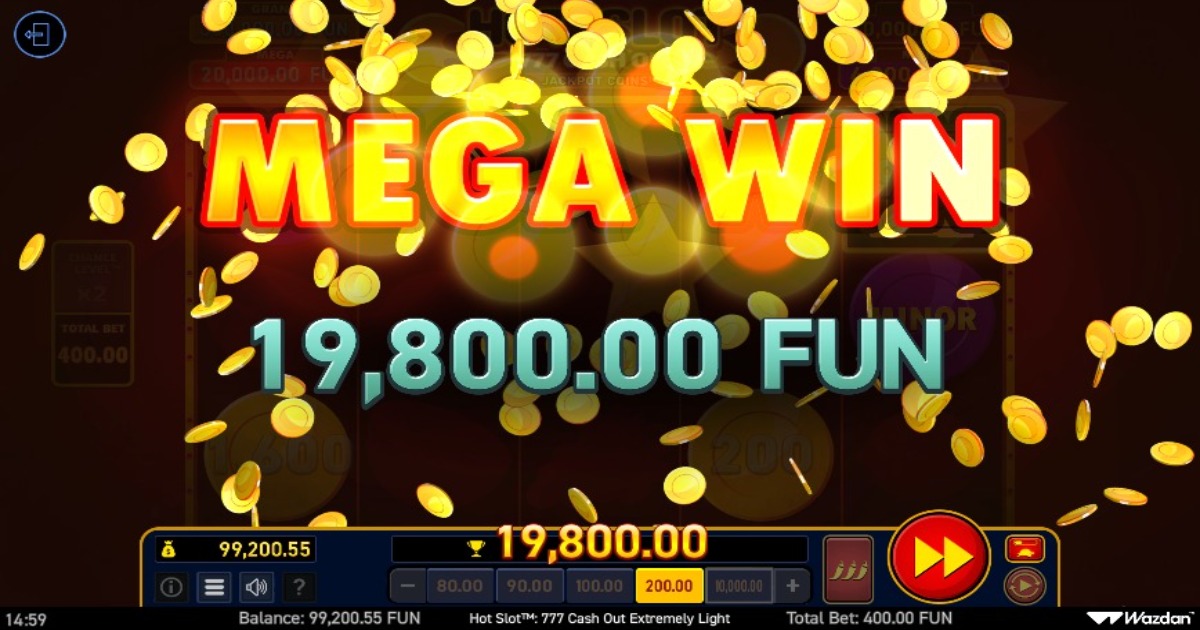 Hot Slot™ 777 Crown Extremely Light slot mega win